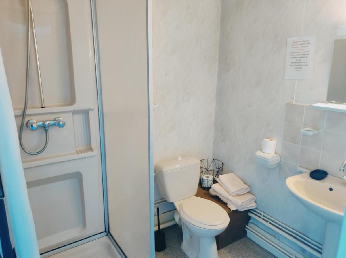 Le Ys Lounge Bar Hotel Badonviller Kültér fotó